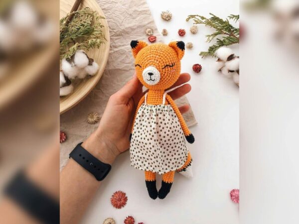 عروسک بافتنی مدل حیوان مامان روباه مهربان